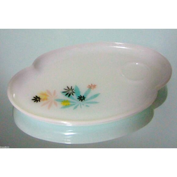 VTG 4PC Milk Glass Child SNACK SETS Plates Cups Flower Design Mid Century Modern - Picture 4 of 12